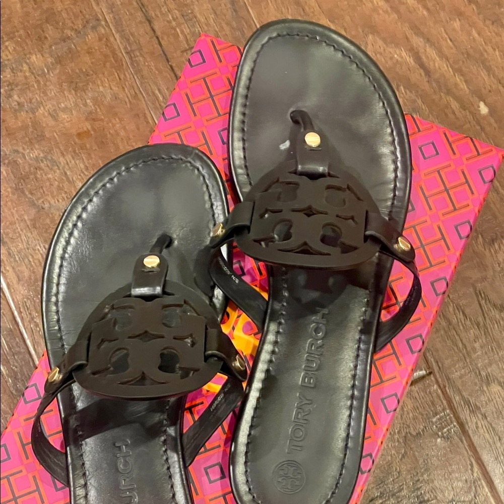 Tory Burch Miller Perfect Black